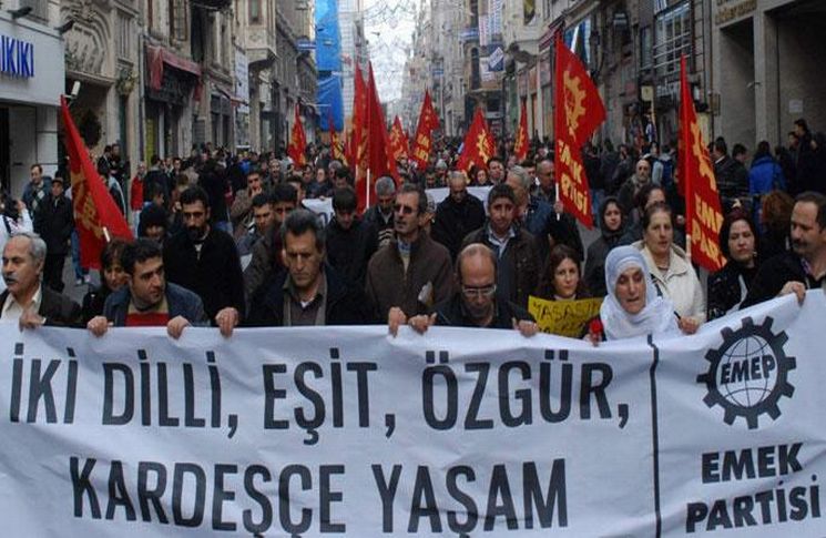 Azadî bo gelan û zimanan! Azadî bo gelan û zimanan!